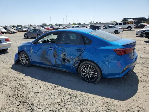 3KPF54AD6NE456166 2022 KIA FORTE - Image 2