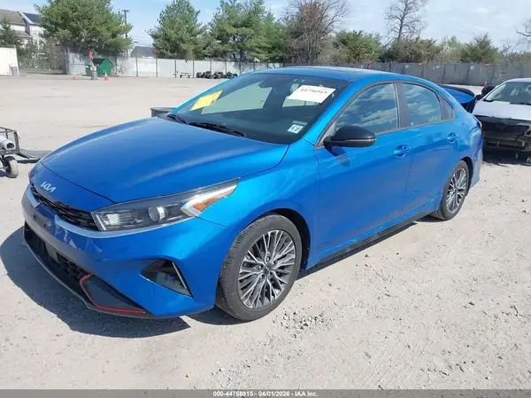 3KPF54AD6NE469239 2022 KIA FORTE - Image 2