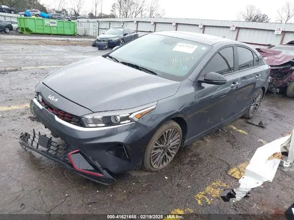 3KPF54AD6NE481407 2022 KIA FORTE - Image 2