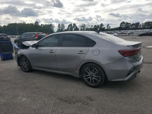 3KPF54AD6NE486655 2022 KIA FORTE - Image 2