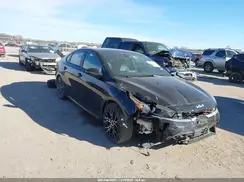 3KPF54AD6NE490477 2022 KIA FORTE