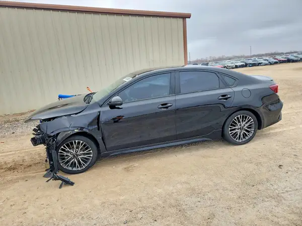 3KPF54AD6NE500506 2022 KIA FORTE - Image 1
