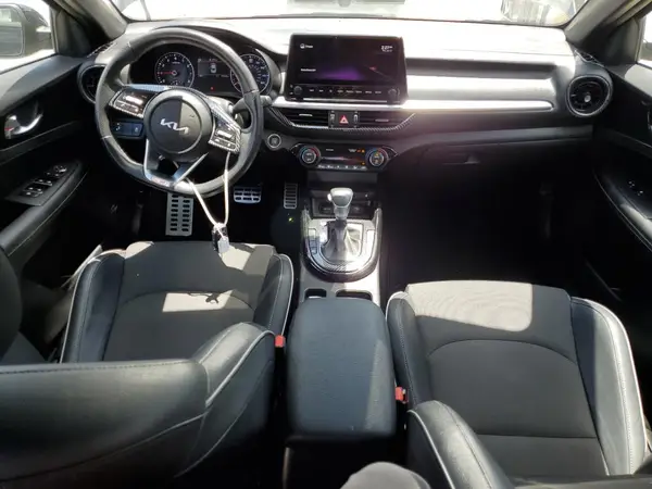 3KPF54AD6NE501543 2022 KIA FORTE - Image 8