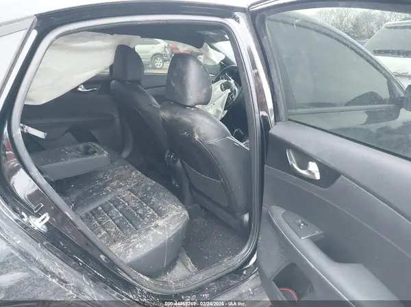 3KPF54AD6NE507004 2022 KIA FORTE - Image 8