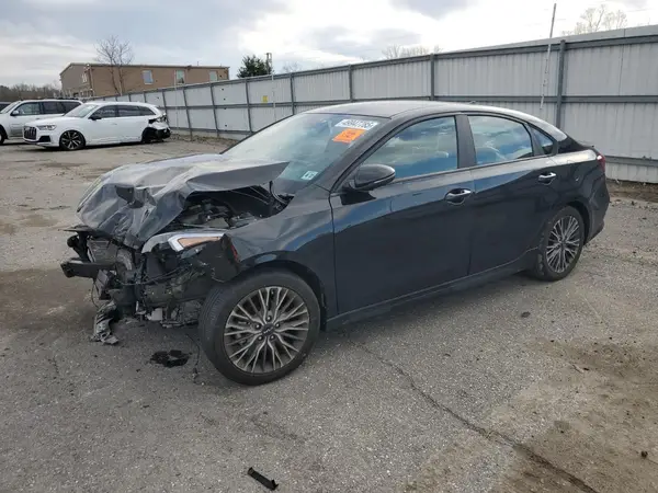 3KPF54AD6NE509173 2022 KIA FORTE - Image 1