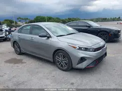 3KPF54AD6NE511019 2022 KIA FORTE
