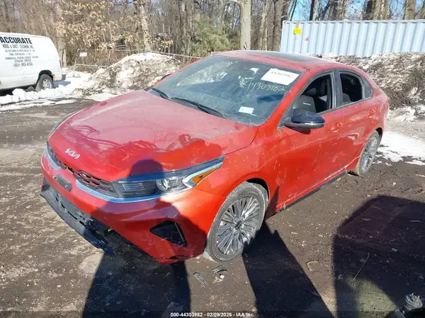 3KPF54AD6PE527742 2023 KIA FORTE - Image 2