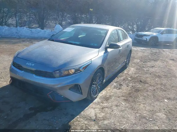 3KPF54AD6PE533430 2023 KIA FORTE - Image 2