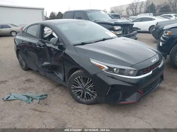 3KPF54AD6PE548252 2023 KIA FORTE - Image 1