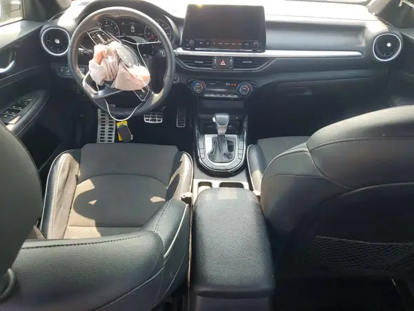 3KPF54AD6PE564242 2023 KIA FORTE - Image 8
