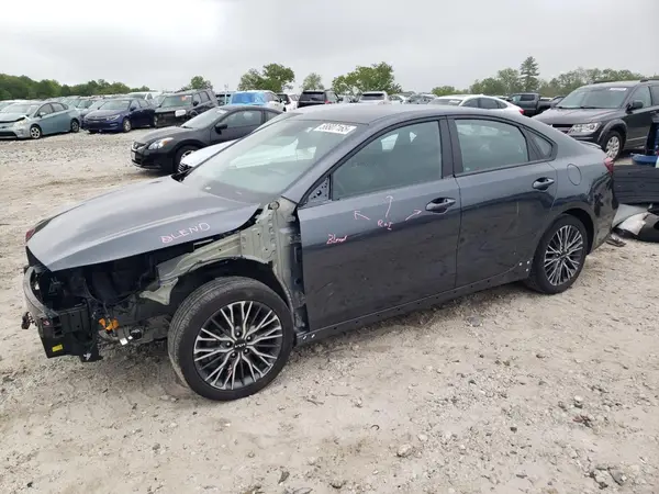3KPF54AD6PE568663 2023 KIA FORTE - Image 1