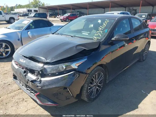 3KPF54AD6PE573491 2023 KIA FORTE - Image 2