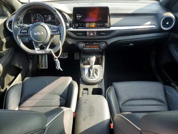 3KPF54AD6PE577105 2023 KIA FORTE - Image 8
