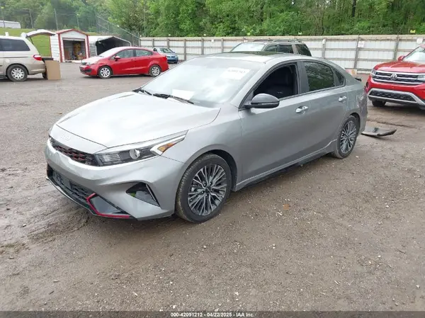 3KPF54AD6PE578979 2023 KIA FORTE - Image 2