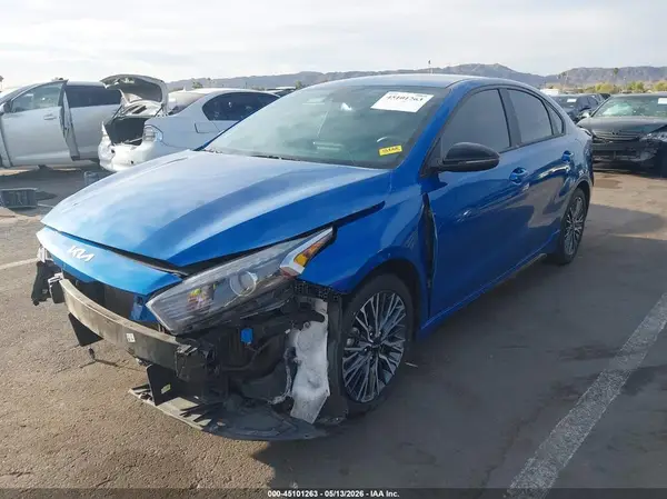 3KPF54AD6PE585785 2023 KIA FORTE - Image 2