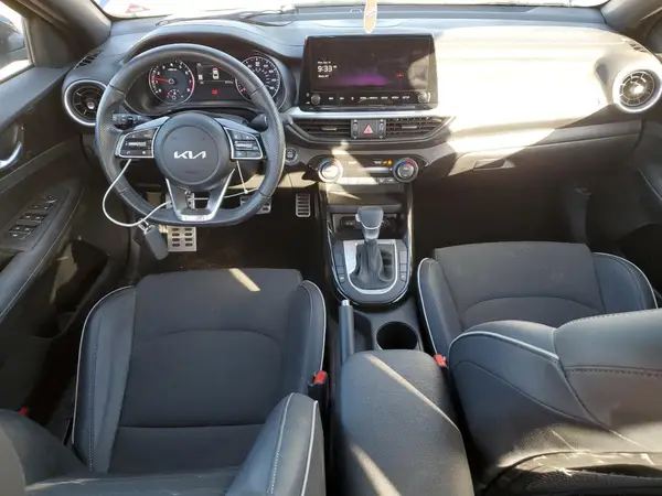 3KPF54AD6PE594373 2023 KIA FORTE - Image 8