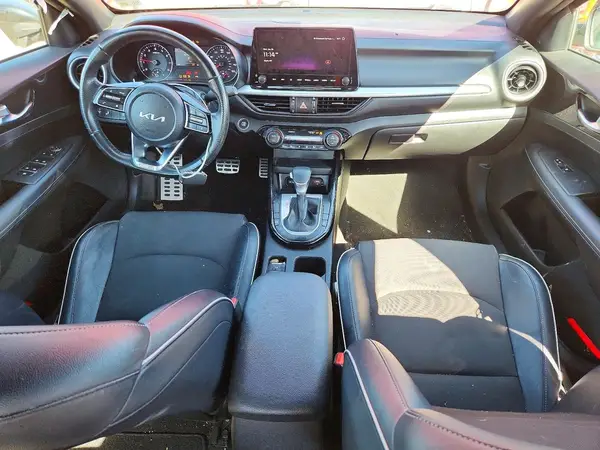 3KPF54AD6PE609647 2023 KIA FORTE - Image 8