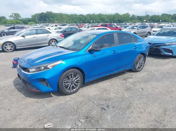 3KPF54AD6PE611320 2023 KIA FORTE - Image 2