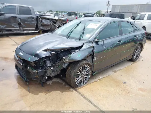 3KPF54AD6PE612600 2023 KIA FORTE - Image 2