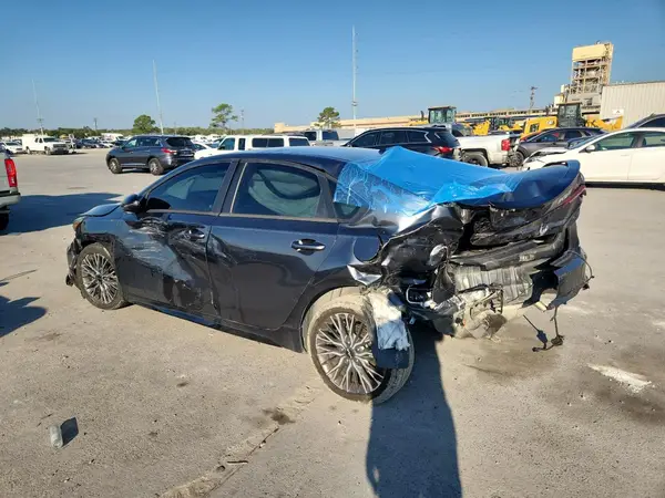 3KPF54AD6PE617120 2023 KIA FORTE - Image 2