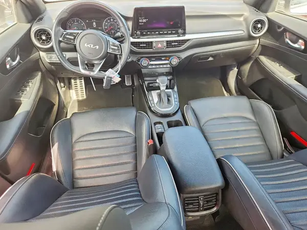 3KPF54AD6PE622396 2023 KIA FORTE - Image 8