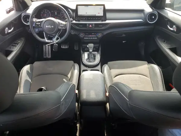 3KPF54AD6PE626030 2023 KIA FORTE - Image 8