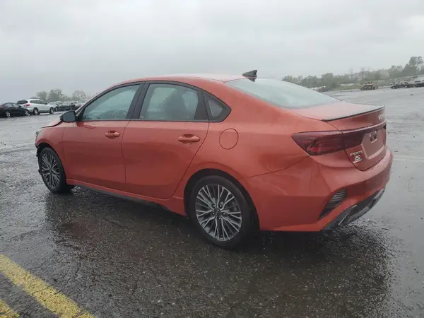 3KPF54AD6PE645015 2023 KIA FORTE - Image 2