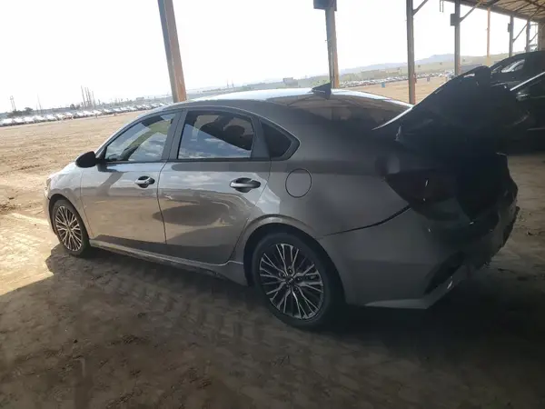 3KPF54AD6PE647153 2023 KIA FORTE - Image 2