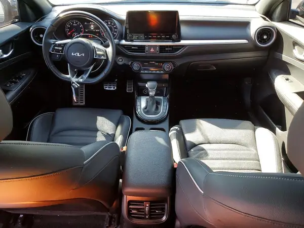 3KPF54AD6PE649887 2023 KIA FORTE - Image 8