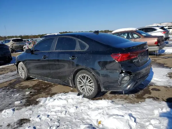 3KPF54AD6PE653938 2023 KIA FORTE - Image 2