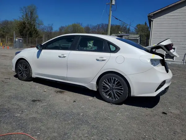 3KPF54AD6PE658458 2023 KIA FORTE - Image 2