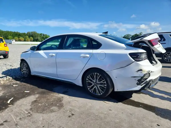 3KPF54AD6PE658590 2023 KIA FORTE - Image 2