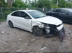 3KPF54AD6PE659352 2023 KIA FORTE