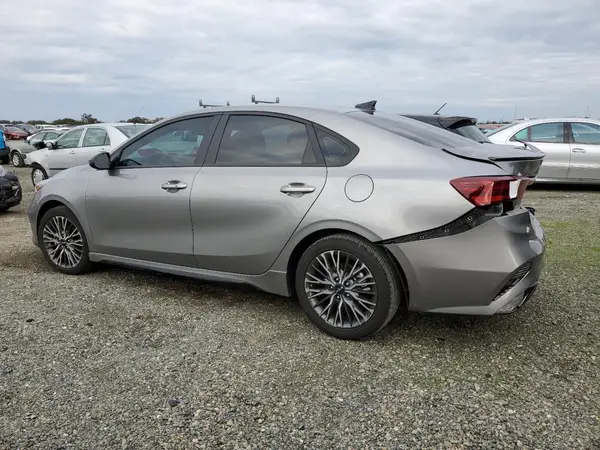 3KPF54AD6PE663062 2023 KIA FORTE - Image 2