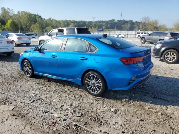 3KPF54AD6PE663918 2023 KIA FORTE - Image 2