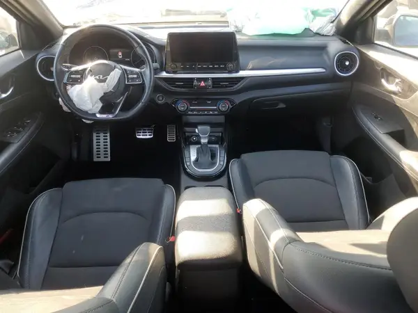 3KPF54AD6PE663918 2023 KIA FORTE - Image 8