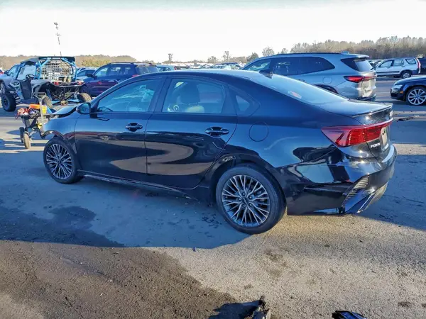 3KPF54AD6PE668407 2023 KIA FORTE - Image 2
