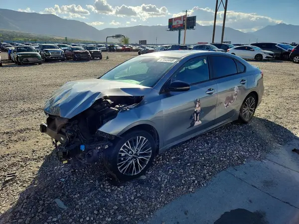 3KPF54AD6PE681917 2023 KIA FORTE - Image 1