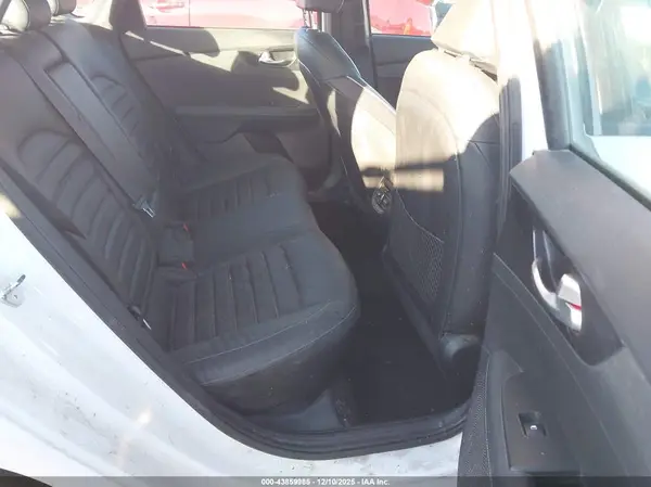 3KPF54AD6PE689953 2023 KIA FORTE - Image 8