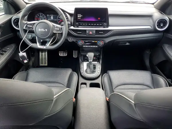 3KPF54AD6RE690149 2024 KIA FORTE - Image 8