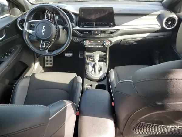 3KPF54AD6RE693455 2024 KIA FORTE - Image 8