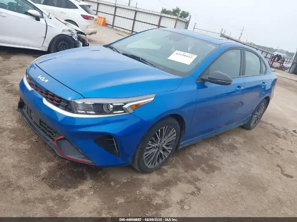 3KPF54AD6RE704647 2024 KIA FORTE - Image 2