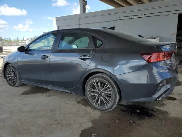 3KPF54AD6RE711520 2024 KIA FORTE - Image 2