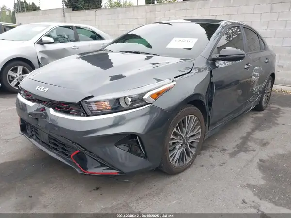 3KPF54AD6RE713168 2024 KIA FORTE - Image 2