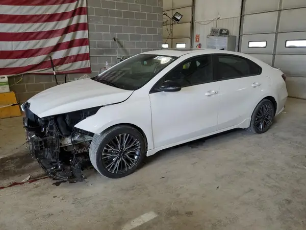3KPF54AD6RE718208 2024 KIA FORTE - Image 1