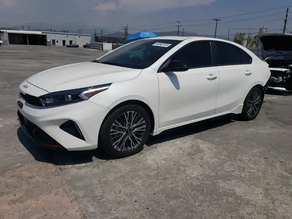 3KPF54AD6RE718967 2024 KIA FORTE - Image 1