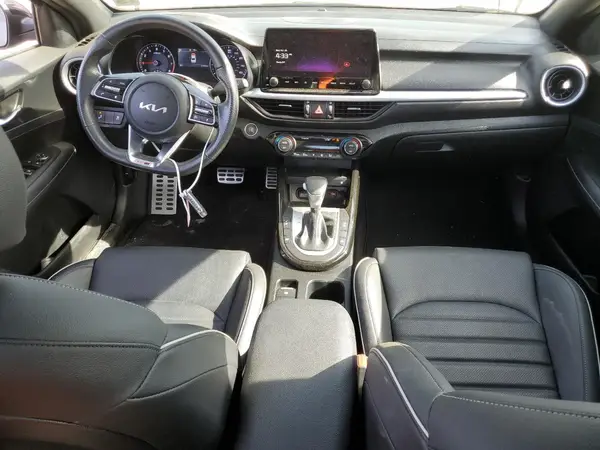 3KPF54AD6RE720864 2024 KIA FORTE - Image 8