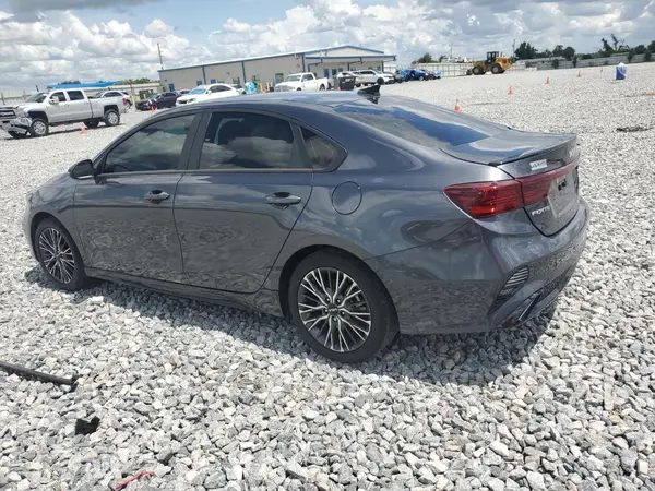 3KPF54AD6RE727894 2024 KIA FORTE - Image 2
