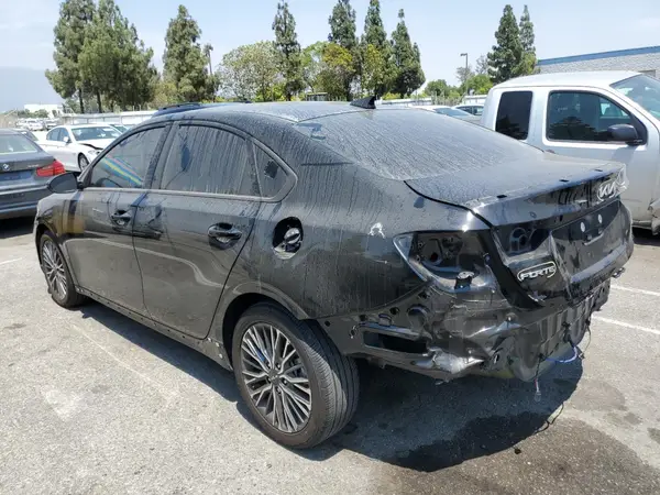 3KPF54AD6RE728477 2024 KIA FORTE - Image 2