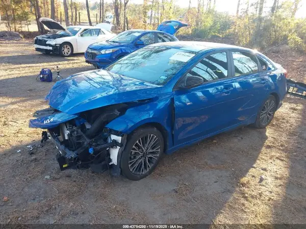 3KPF54AD6RE733064 2024 KIA FORTE - Image 2